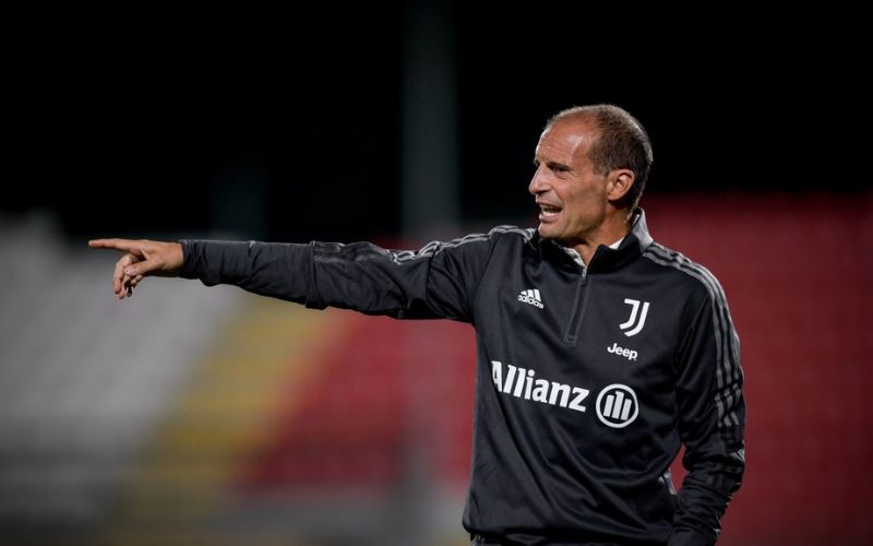 Sự việc huấn luyện viên Max Allegri bị Juventus sa thải